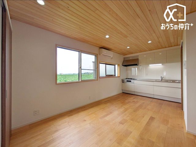 ���r���O ���邢�z�˂��ł��ӂ�郊�r���O�`�Ƒ��c���̎����߂���LDK�ł��B������������Ԃł������Ɗ�����J���������́B���₩�Ȗ����𑗂邱�Ƃ��ł����Ԃł��B