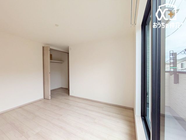 �Q�� -