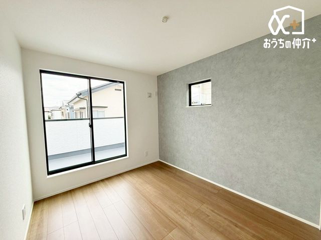 �q������ ���邭�������������͋C�̎q�ǂ������B�V�т��w�т��o�����X�悭�y���߂�A�S�n�悢��Ԃł��B