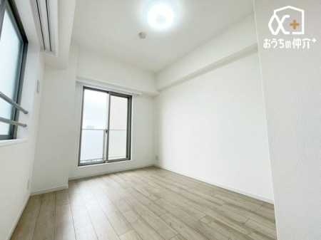 �q������ ���邭�������������͋C�̎q�ǂ������B�V�т��w�т��o�����X�悭�y���߂�A�S�n�悢��Ԃł��B