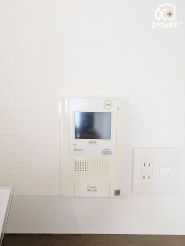 ���̑� �h�Ɩʂł����S��TV���j�^�[�t���C���^�[�z���ł��B