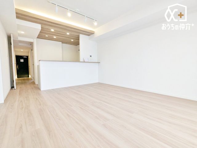 ���r���O �`Living�`�����݂̂���i�`�������e�C�X�g��LDK�B�̂�т肭�낮�\�t�@�₨�H�����y���ރ_�C�j���O�Z�b�g��u���Ă��������͂���܂���B