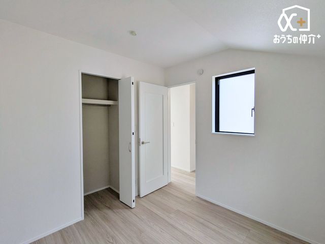 ���̑� �N���[�[�b�g�̂���m���ł��B�m���Ȃǂ����[�ł��܂��B