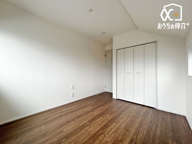 �q������ -