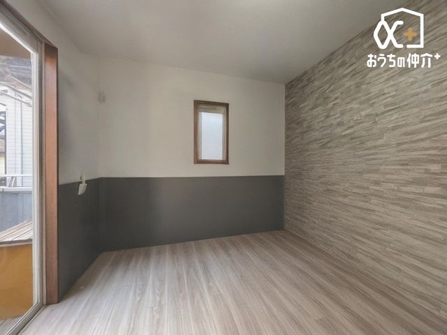 �q������ �o���R�j�[�ɖʂ���6���m���͎q�ǂ������ɃI�X�X���ł����{�摜�͉Ƌ��CG�ŏ������摜�ł��茻���Ƃ͈قȂ�ꍇ���������܂�