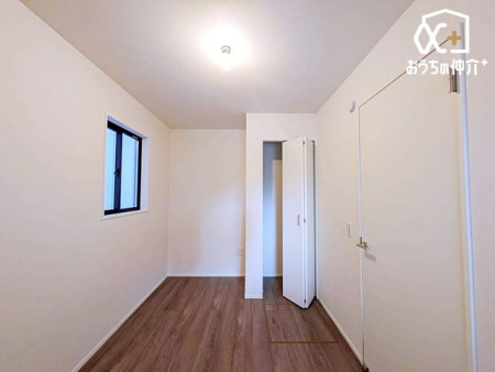 ���̑� �P�K�̗m���͉Ƌ�̔z�u�����₷���Ԏ��Ŏ��[�͂����邽�߂��������X�b�L�����܂��B