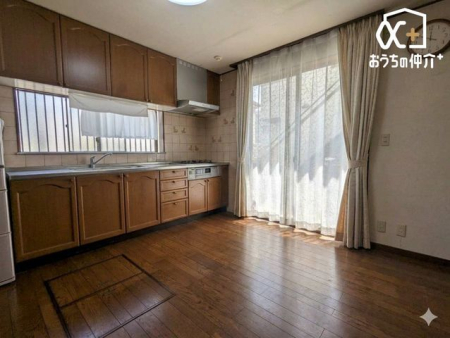 �L�b�`�� ��AI�摜�����ɂ��󎺏�Ԃ��C���[�W�����ʐ^�ł��B