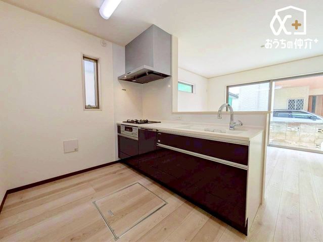 �L�b�`�� ���A�N�����l���嗝�΁`�M�A�L�Y�ɋ���������ꂵ�₷���`�^�b�`���X����