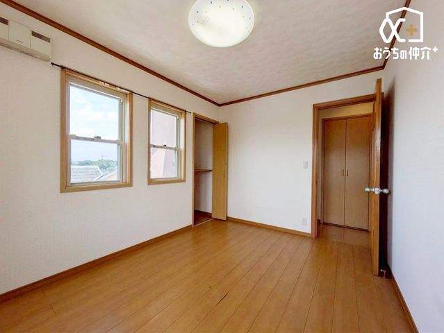 ���̑� �N���[�[�b�g�̂���m���ł��B�m���Ȃǂ����[�ł��܂��B