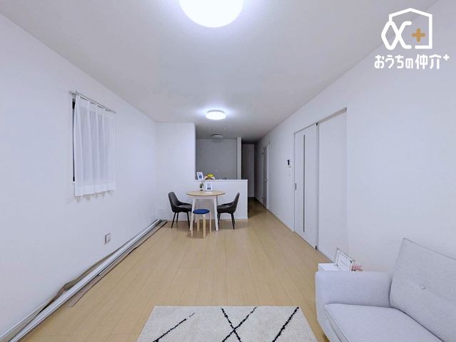 ���r���O �傫�ȑ�����L�����i�ƁA�L�X�Ƃ������r���O�Ŋ�����A�S�L���ȕ�炵�̎n�܂�B