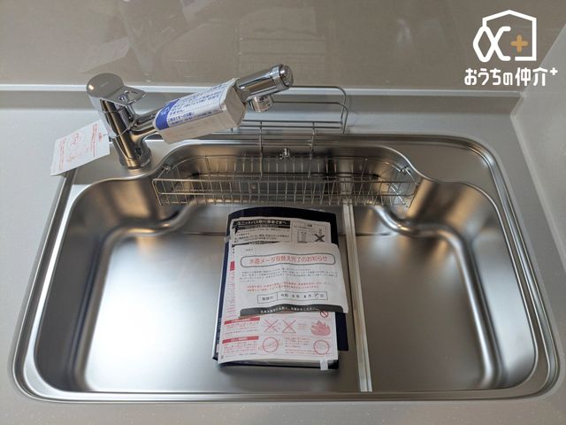 �L�b�`�� �`Kitchen�` �@�\���ƃf�U�C���������˔������g������̂悢�V�X�e���L�b�`���A���r���O�Ƃ̈�̊����l������A��������Ԃ��������܂��B