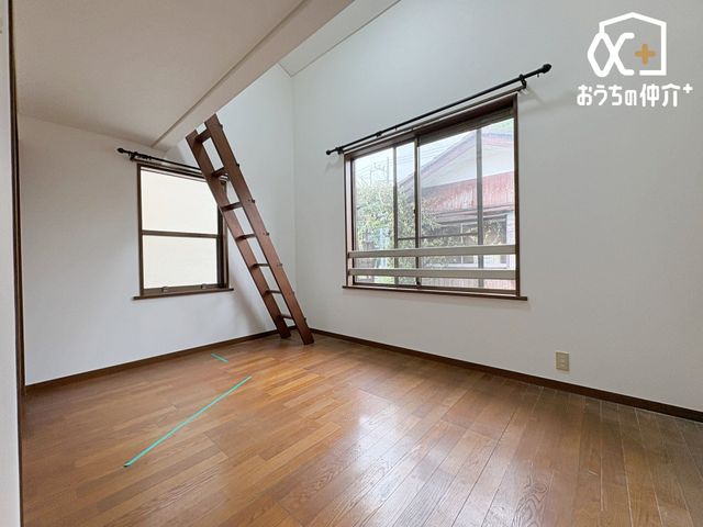 �q������ -