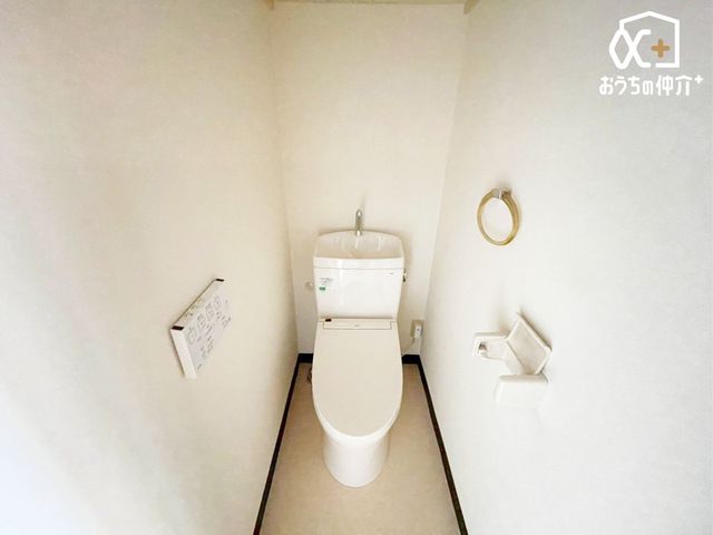 �g�C�� �V���v���ȓ����̃X�b�L���Ƃ����g�C���ł��B�������₨�|�����A�ȒP�ɂł���V���v���ȃf�U�C���̃g�C���ł��B