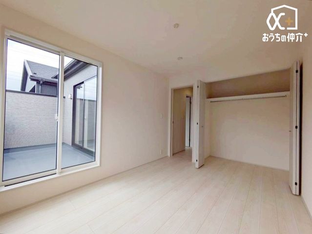 ���̑� �N���[�[�b�g�̂���m���ł��B�m���Ȃǂ����[�ł��܂��B