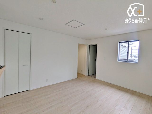 ���r���O �傫�ȑ����炽���Ղ�z�����������ޖ��邢���r���O�B�Ƒ��c���⃊���b�N�X�^�C���ɍœK�ȊJ�������ӂ���Ԃł��B