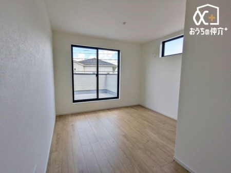 �Q�� �y2�K�k�����@�m��7.8���z��Q���Ƃ��Ďg�������Ȃ������ł��B�L�߂̍��Ǝ��[�B�o���R�j�[�ɖʂ��A�J���������Ղ�ȃv���C�x�[�g��Ԃł��B