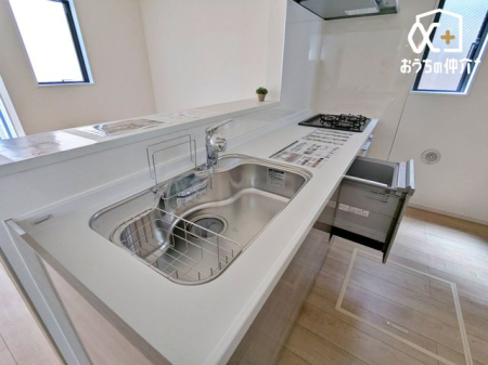 �L�b�`�� �l�C�̑Ζʃ^�C�v�̃L�b�`���I�z�V�����₷���H���̏������Еt�����͂��ǂ�܂��B���������Ȃ��烊�r���O�����n���A���q�l���V�ԗl�q�������Ȃ���̂�������A�h���������ƃA�h�o�C�X���ł��܂���