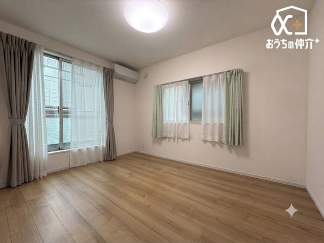 �Q�� ��7���̐Q���o���R�j�[�ɖʂ��Ă���Q���́A�K�x�ɗz���������݋C�����̗ǂ������}�����܂��I���f�ڎʐ^�͈ꕔ�Ƌ�������H�����Ă���܂��B