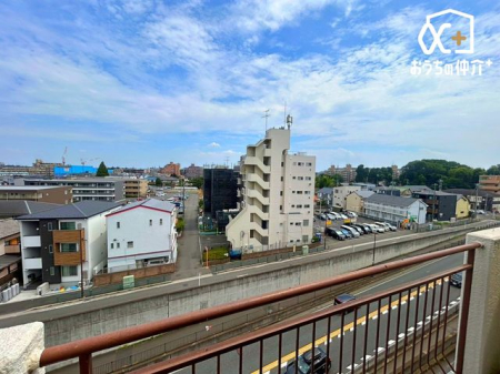 �o���R�j�[ �o���R�j�[�͗z�����������Ղ�ƍ������݁A�Ƃ��Ă��C�����̗ǂ���ԂɂȂ��Ă���܂��B��������͂��ǂ肻���ł����A�v�����^�[����ׂāA���D���Ȃ��ԂŁs�K�[�f�j���O�t�Ȃǂ͂������ł��傤���H