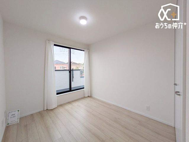 �Q�� -