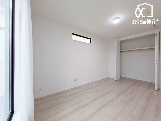 �Q�� -