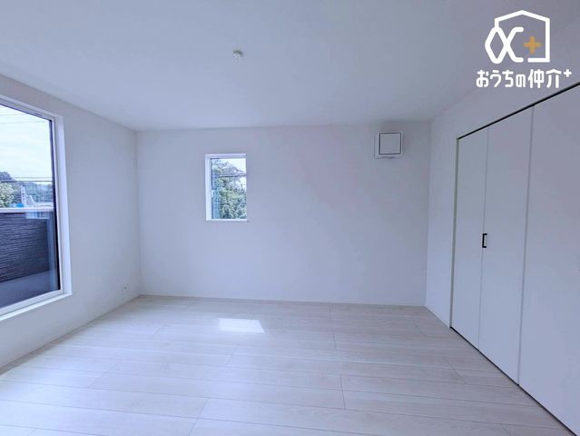 �Q�� �o���R�j�[�ɖʂ����Q���́A�����𗁂тȂ���ڊo�߂�S�n�悳�ƁA�J�������y���߂��ґ�ȋ�Ԃł��B