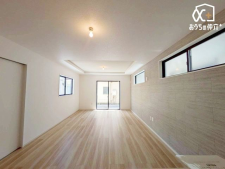 ���r���O �`Living�`�������������͋C��LDK�B�̂�т肭�낮�\�t�@��A���H�����y���ރ_�C�j���O�Z�b�g��u���Ă��������͂���܂���B