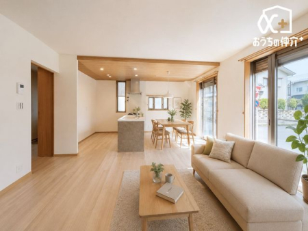 ���r���O �傫�ȑ�����L�����i�ƁA�L�X�Ƃ������r���O�Ŋ�����A�S�L���ȕ�炵�̎n�܂�B��AI�摜�����ɂ�鎺�����C���[�W�����ʐ^�ł��B