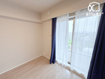 ���̑� �m���i��5.1���j���r���O�ɗאڂ����A���邭�J�����̂��邨�����ł��B�����˂��J�����Ă΁A���r���O�ƈ�̂ƂȂ�������ɍL����ԂƂ��āA�܂����ւ��̃��[�N�X�y�[�X�Ƃ��Ă��劈�􂵂܂�