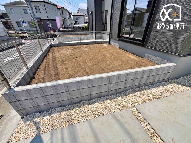 ���̑� ���r���O����o���邨��X�y�[�X�B���q���܂̗V�я��ƒ�؉��ȂǁA���p�r�Ɏg���邨��B��炵�̕����L����A���͓I�ȉ��O�X�y�[�X�ł��B