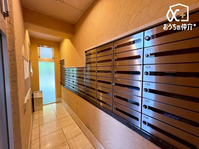 ���̑� �W���|�X�g�ɂȂ�܂��B��������e�ʂ�����̂ŁA�}�ȗX�֕��̑Ή��◯�玞�ɂ����S���Ă��g�����������܂��B�_�C�������b�N������̂Ōl��񂪉k���S�z�͂���܂���B