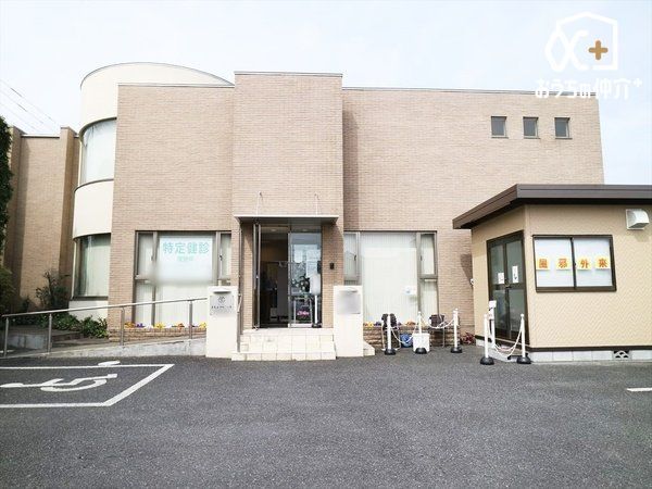 ���ӊ� �k��22���B�y�Ƃ����N���j�b�N�z�f�ÌߑO9:00�`12:00�i��t�I��11:30�j�A�ߌ�15:00�`19:00�i��t�I��18:00�j 1740m