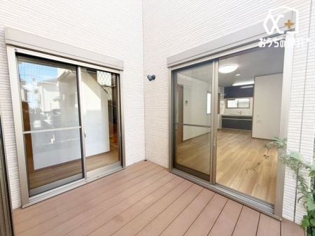 ���̑� ���r���O����o����e���X�B���q���܂̗V�я�₭�났�X�y�[�X�ȂǑ��p�r�Ɏg���邨��B��炵�̕����L����A���͓I�ȉ��O�X�y�[�X�ł��B