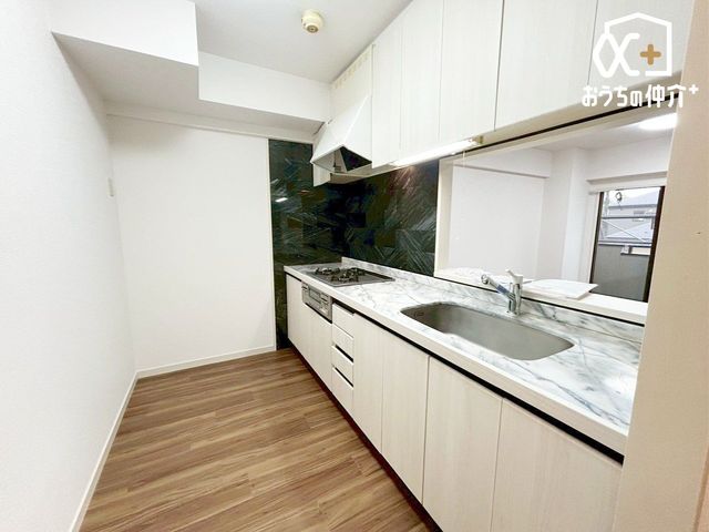 �L�b�`�� ���X���[�Y�ɖ��ʂȂ���Ƃł���A�L���L�b�`��
