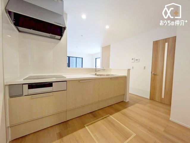 �L�b�`�� �`Kitchen�`�����g���L�b�`�������炱���A�H���̏������y�������Ԃ�