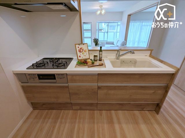 �L�b�`�� �������y��������L�b�`���X�y�[�X(^^)/�Ǝ��������悭�A���o�����̎��[�͂���L�b�`���ł��B�������₷�����������ł������ɂ���⒲�������o���Ďg�����Ƃ��ł��܂��B