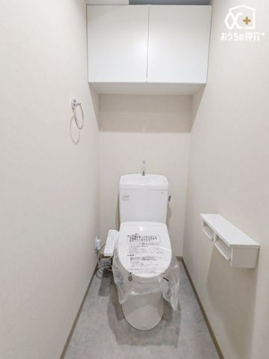 �g�C�� �`Toilet�`�����g���ꏊ�����炱���A�������₨�|�����ȒP�ȃV���v���ȃf�U�C�����̗p���܂����B�ǖʂɒI���������܂��̂ł���������[�����邱�Ƃ��ł��܂��B
