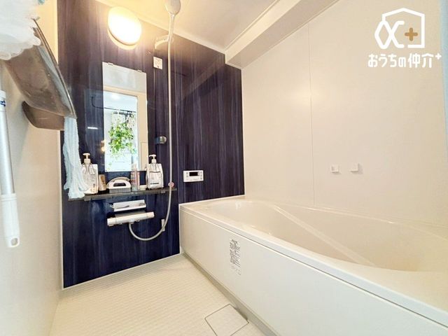 ���� �`�E�`Bath�`�E�`����̔���􂢗����o�X���[���B�V�����[�h�̐l�����������̂������o�X�^�u�̐S�n�悳�𖡂���Ă݂ẮB�����Ɩ����A�A���Ă��Ă���̎��Ԃ���w�y���݂ɂȂ�͂��ł��B
