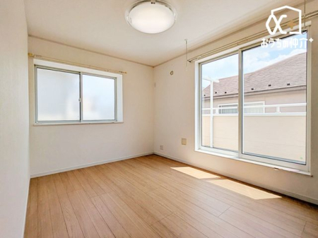 �Q�� ��Q���Ƃ��čœK�Ȃ�Ƃ肠��m���B�傫�ȑ�����̍̌��ƒʕ����S�n�悭�A�\���Ȏ��[�X�y�[�X����������Ă��邽�߁A����������������ۂĂ܂�
