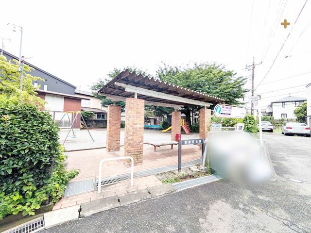���ӊ� ��������� �k��4���B�V��̂���ΖL���Ȍ����ł��B 250m