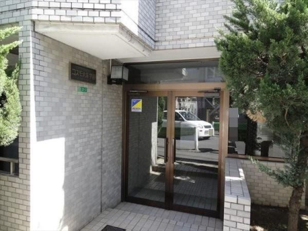 �G���g�����X �����w�Z�k��3���I�q��Đ��тɊ�������