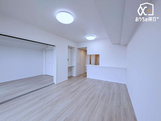 ���r���O �`Living�`����Ȃɂ��z�������郊�r���O�͋C�������ǂ��ł��ˁB�����������J���[�Ŏd�グ�������b�N�X��Ԃł��I