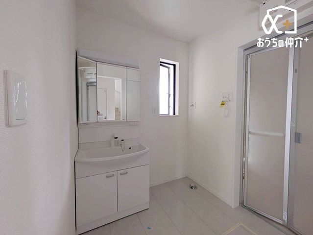 ���ʑ�E���ʏ� �V���v���Ŏg���₷���E�ߏ��B�������X���[�Y�ŁA�����̓��������K�ɁB�������̂����ԂŁA�Ƒ��݂�Ȃ��C�����悭�g���܂��B