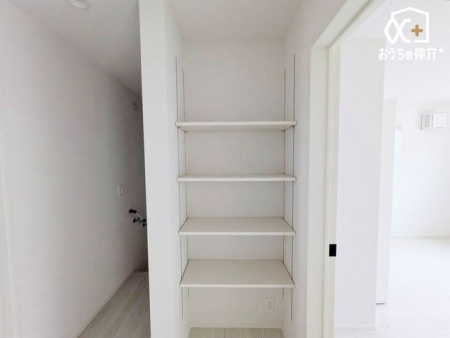 ���[ ��2�K�̘L���ɂ�����[�`���[�L�x�Ȃ��Z�܂�