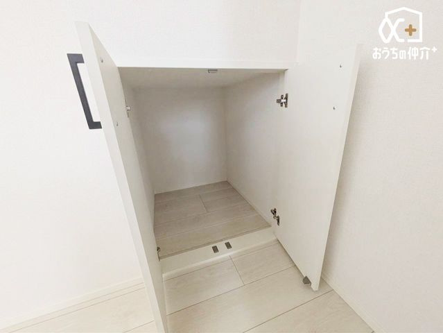 ���[ ���L�b�`�����ɂ�����[�`�p���g���[�Ƃ��Ă�