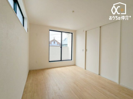 �Q�� ��Q���ɍœK�Ȃ�Ƃ肠��m���B�傫�ȃx�b�h��u���Ă����������Ȃ��A�����������g�[���ň���̔�����₹����K�ȋ�Ԃł�