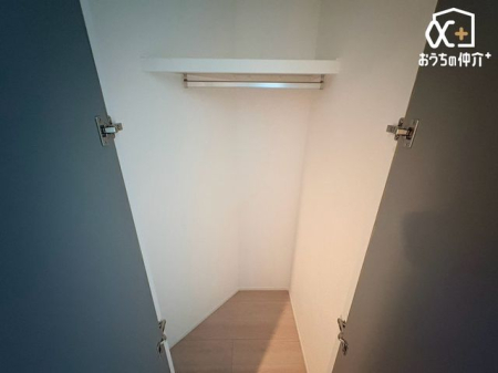 ���[ ���s����N���[�[�b�g