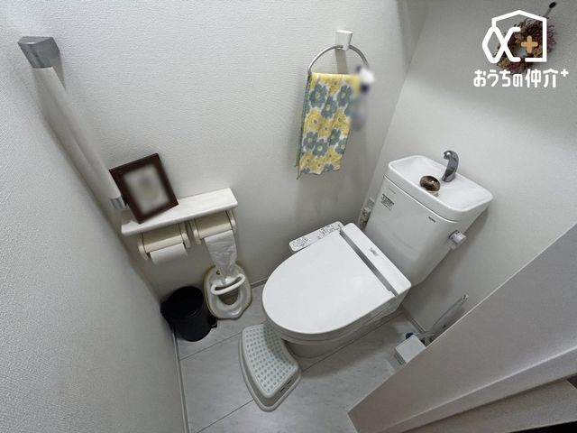 �g�C�� �V���v���ȓ����̃X�b�L���Ƃ���1�K�g�C���ł��B