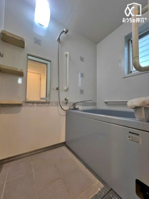 ���� �V���v���ŁA���������̂���o�X���[���ł��B1���̔����������Ɩ����A��Ƃ肠�鎞�ԂƂ��Ă��g���������������ł��ˁI�����ǂ������@�t���̃o�X�Ȃ̂ŁA���̉��x���ۂĂ܂��B