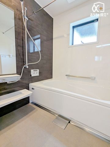 ���� �`Bath�`�P���̔���􂢗����o�X���[���B�V�����[�h�̐l�����������̂������o�X�^�u�̐S�n�悳�𖡂���Ă݂ẮB�����Ɩ����A�A���Ă��Ă���̎��Ԃ���w�y���݂ɂȂ�͂��ł��B
